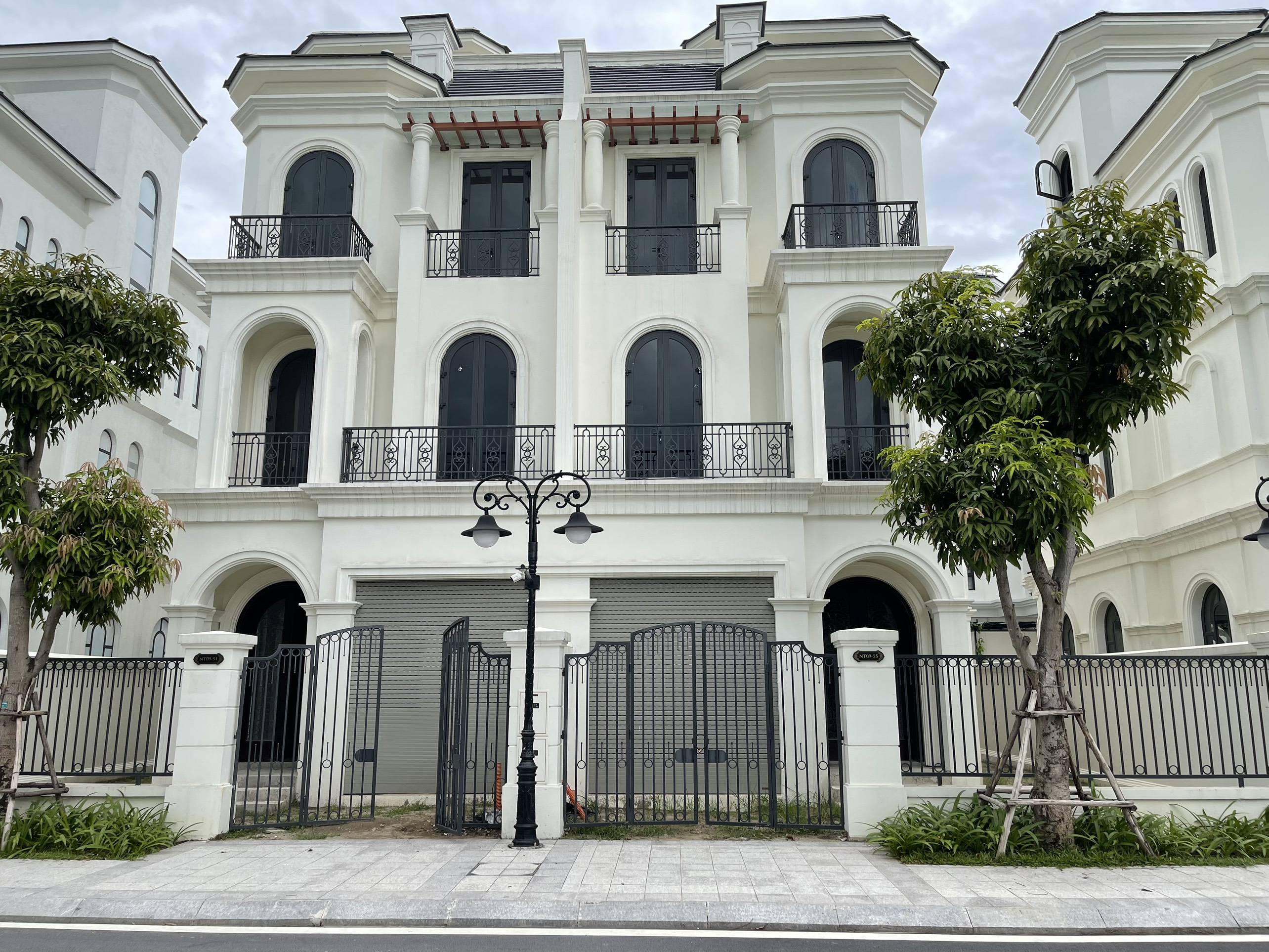 Adorable Villa For Rent in Vinhomes Ocean Park, Hai Au Block
