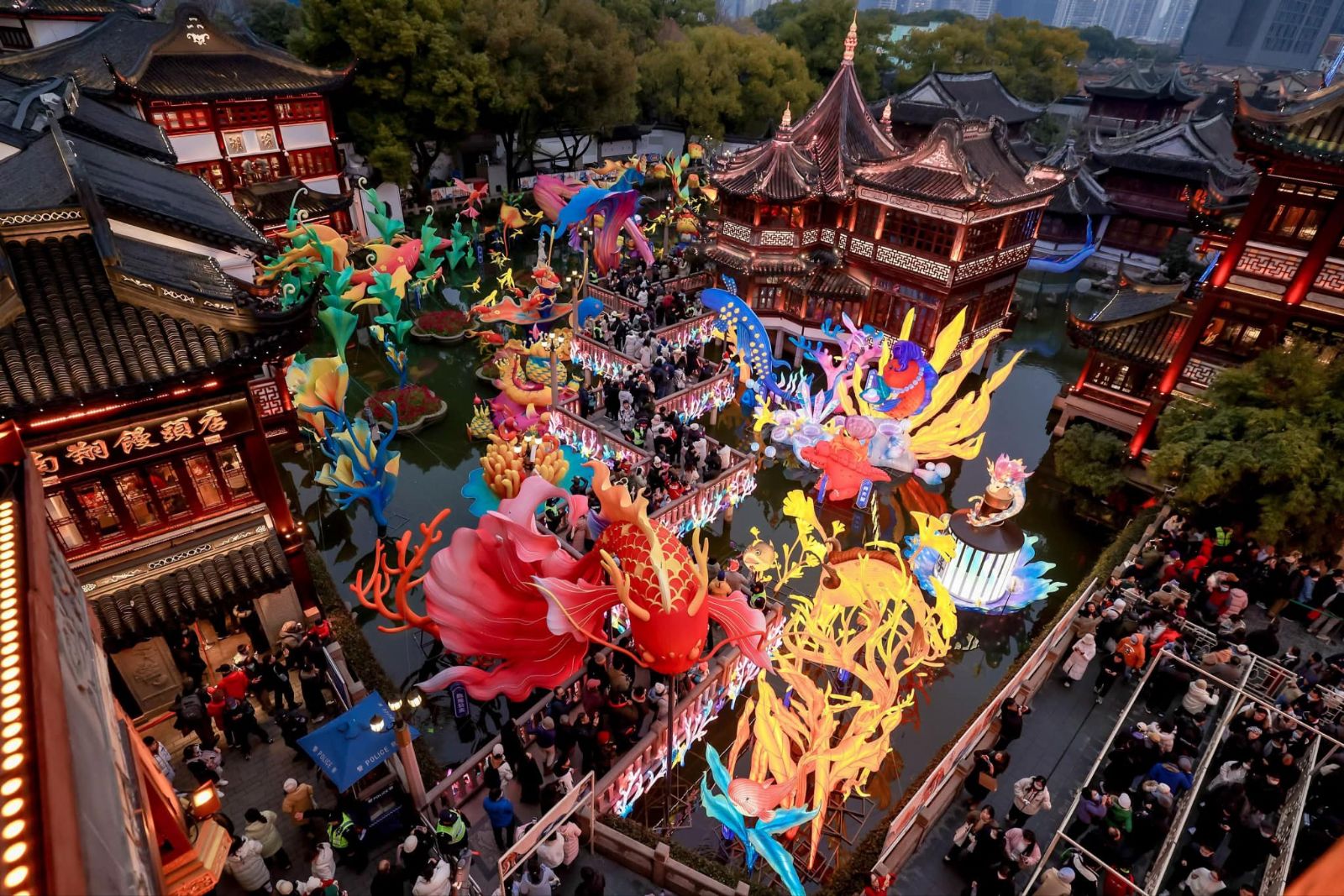 Nhạc hội Countdown The Glamorous 2025 Vinhomes Ocean Park 2 Hưng Yên